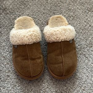 PAWZ Brown and Cream Kids Slippers